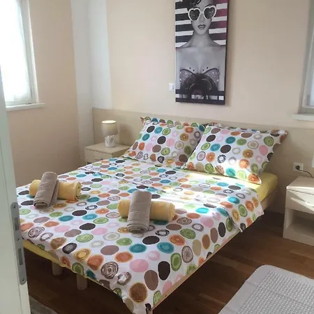 Sandy Apartment